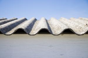 Chiedere il contributo per la sostituzione di coperture in cemento-amianto 